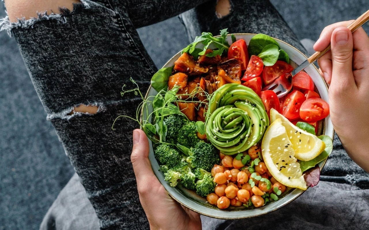 Αυτές είναι οι βιταμίνες που βοηθούν στις ασθένειες του χειμώνα